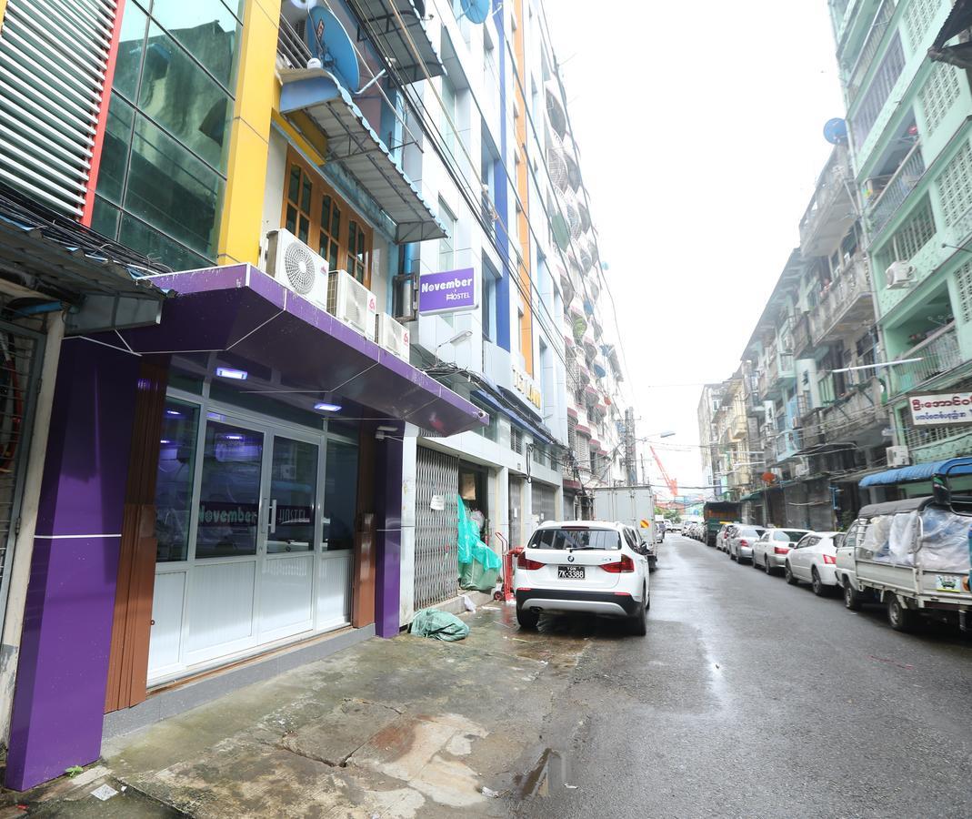 November Hostel Rangoon Buitenkant foto
